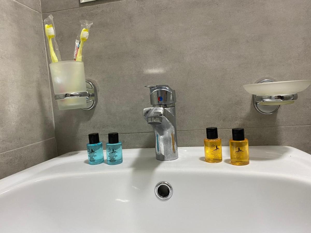 Nira Hotel Gonio المظهر الخارجي الصورة